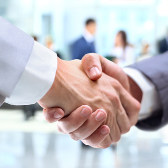 RESOLUCIONES Y �RDENES